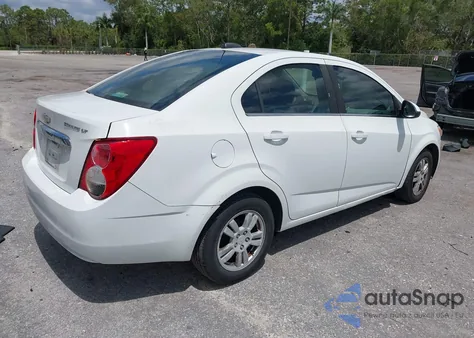 2016 Chevrolet Sonic Lt Auto z USA, uszkodzony, nr VIN 1G1JC5SH6G4138083